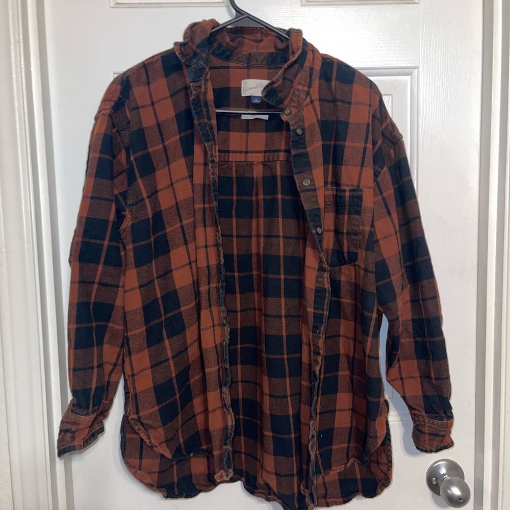 Universal Thread Plaid Button Down Shirt - Black and Brown